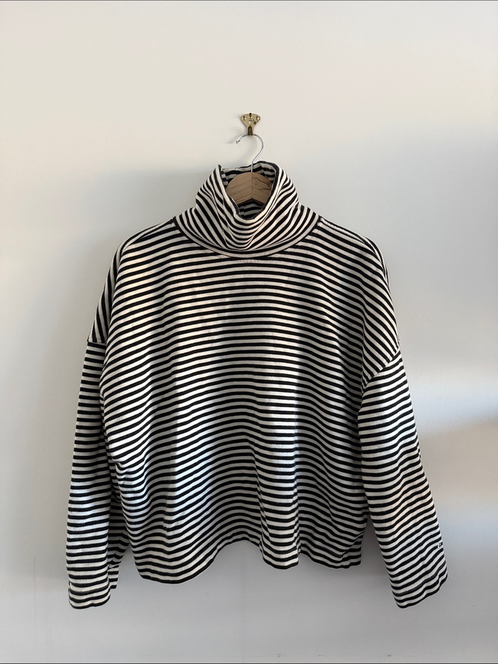 EVERLANE 100% Organic Cotton Striped Funnel Neck Sweater - Size Medium